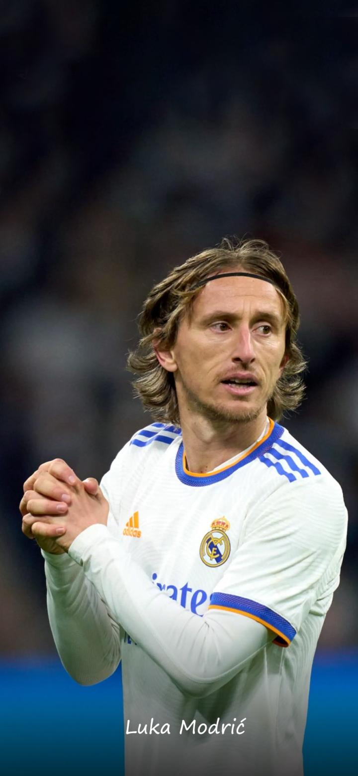 弗兰克：防守型教练？我带的队进球挺多的；庆幸自己不碰社媒