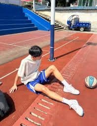 TA：皇马球星团队深度介入更衣室，阿隆索管理面临额外挑战